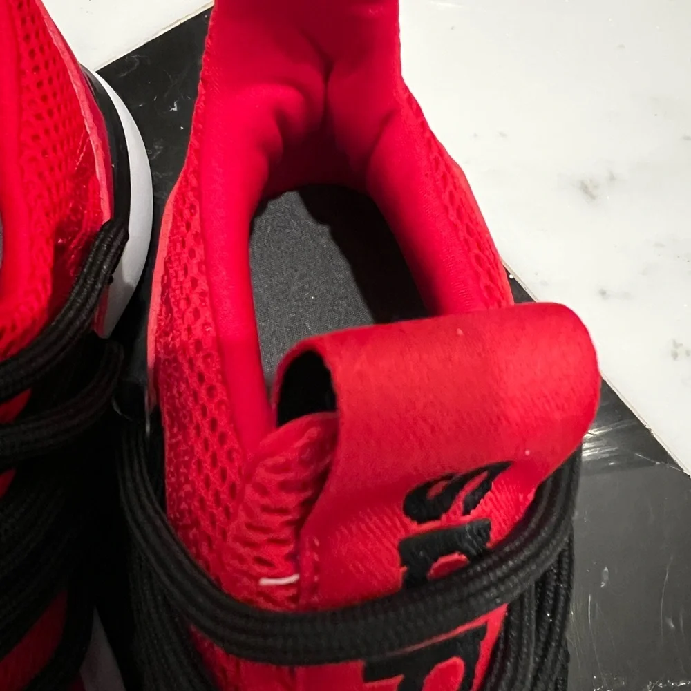 Adidas Red Sneakers Men’s size 7 NWOT - Picture 4 of 4